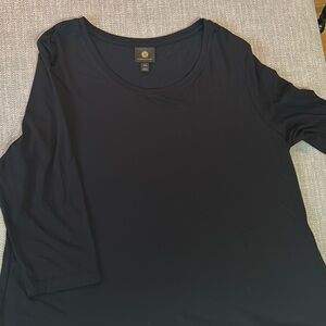 Ladies petite XL black 3/4 length top